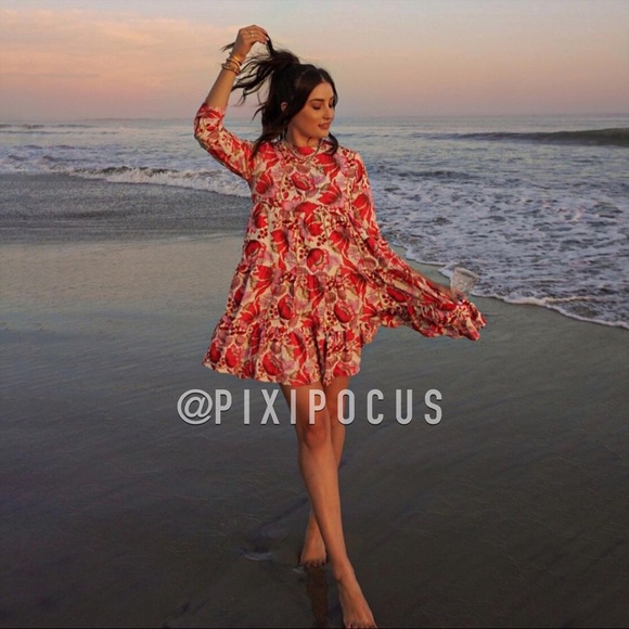 ZARA VOLUMINOUS TEXTURED TIERED DRESS - Picture 6 of 12